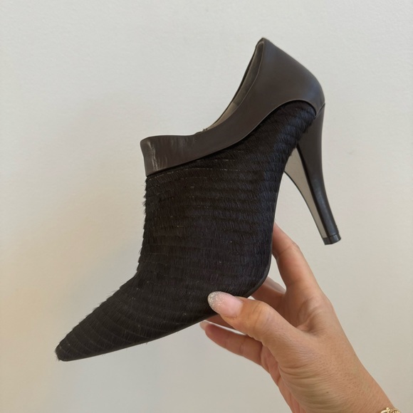 Kenneth Cole Brown Leather Faux Fur Stiletto Booties Sz 10 - Picture 1 of 16